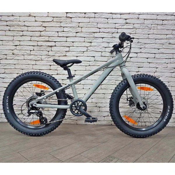 Велосипед 20 Giant STP Concrete 