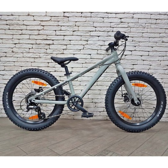 Велосипед 20 Giant STP Concrete 2021