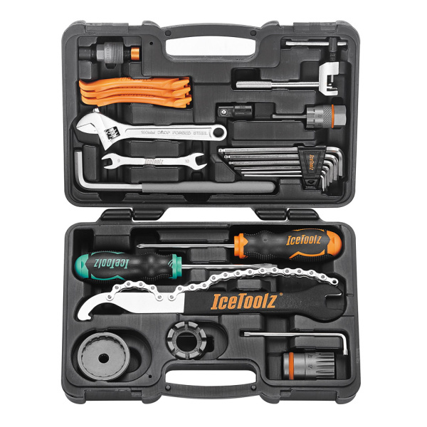 Кейс ICE TOOLZ 82F4 з інструментами ESSENCE