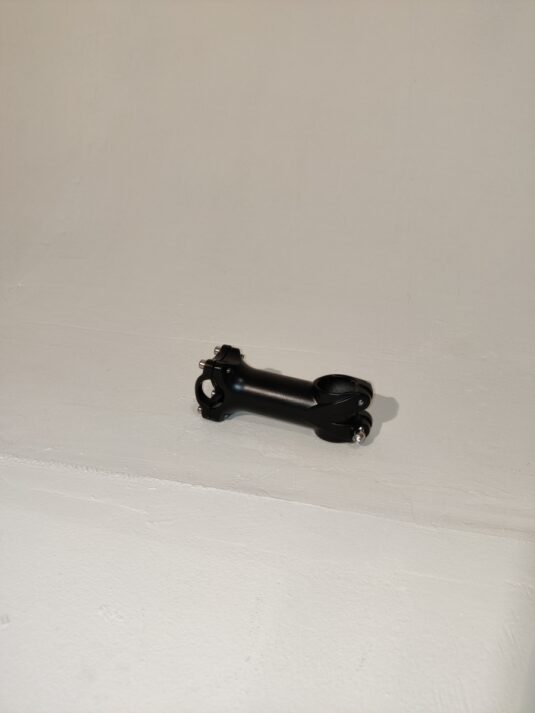 Вынос руля AL 1-1/8" д.25,4мм, длина 110/120 mm 6° черн. YL-121