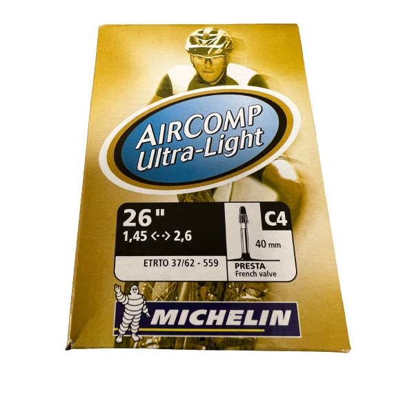Камера Michelin AirComp Ultra-Light 26" 1.45 x 2.6 Presta 40мм (3799)