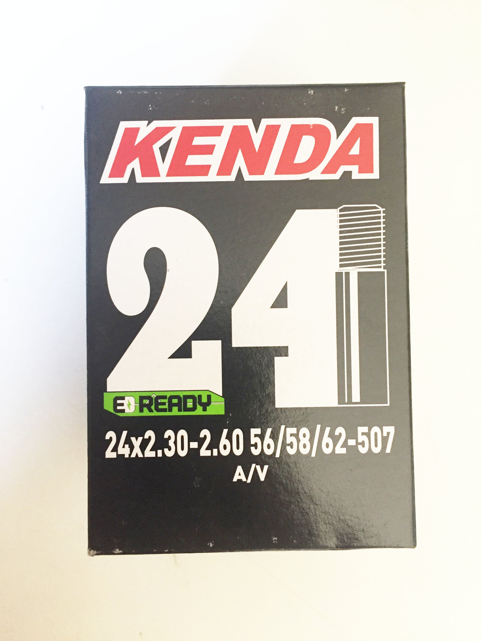 Камера Kenda 24 x 2.30-2.60 56/58/62-507 AV (O-D-0022) 1 Камера Kenda 24 x 2.30-2.60 56/58/62-507 AV (O-D-0022)