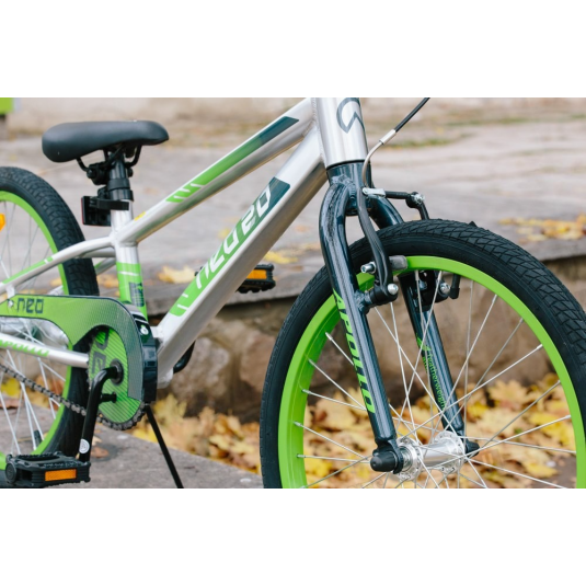 Велосипед 20 Apollo NEO Disc+  6s boys  2024