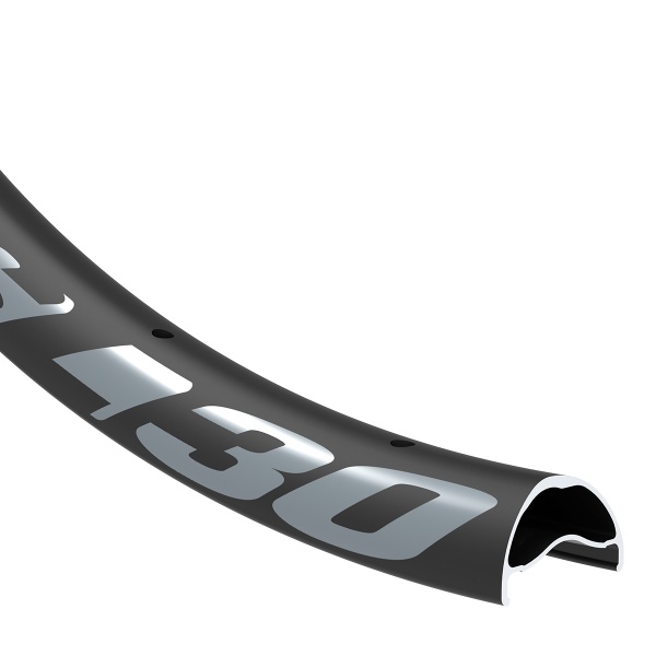 Обод BlackJack SL 30 ASY 29, 622x30, 28 отв., FV, ассиметричный, черный анодированный, бескамерный